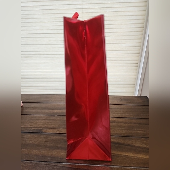 New Jimmy Choo I Want Choo Shiny Red Paper Gift Bag - Picture 2 of 6